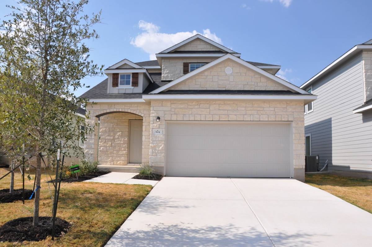 House for rent at 504 Lt Rusty Dr, Jarrell, TX 76537