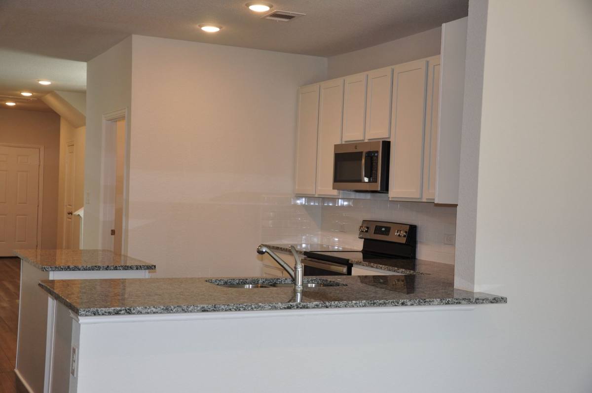House for rent at 504 Lt Rusty Dr, Jarrell, TX 76537