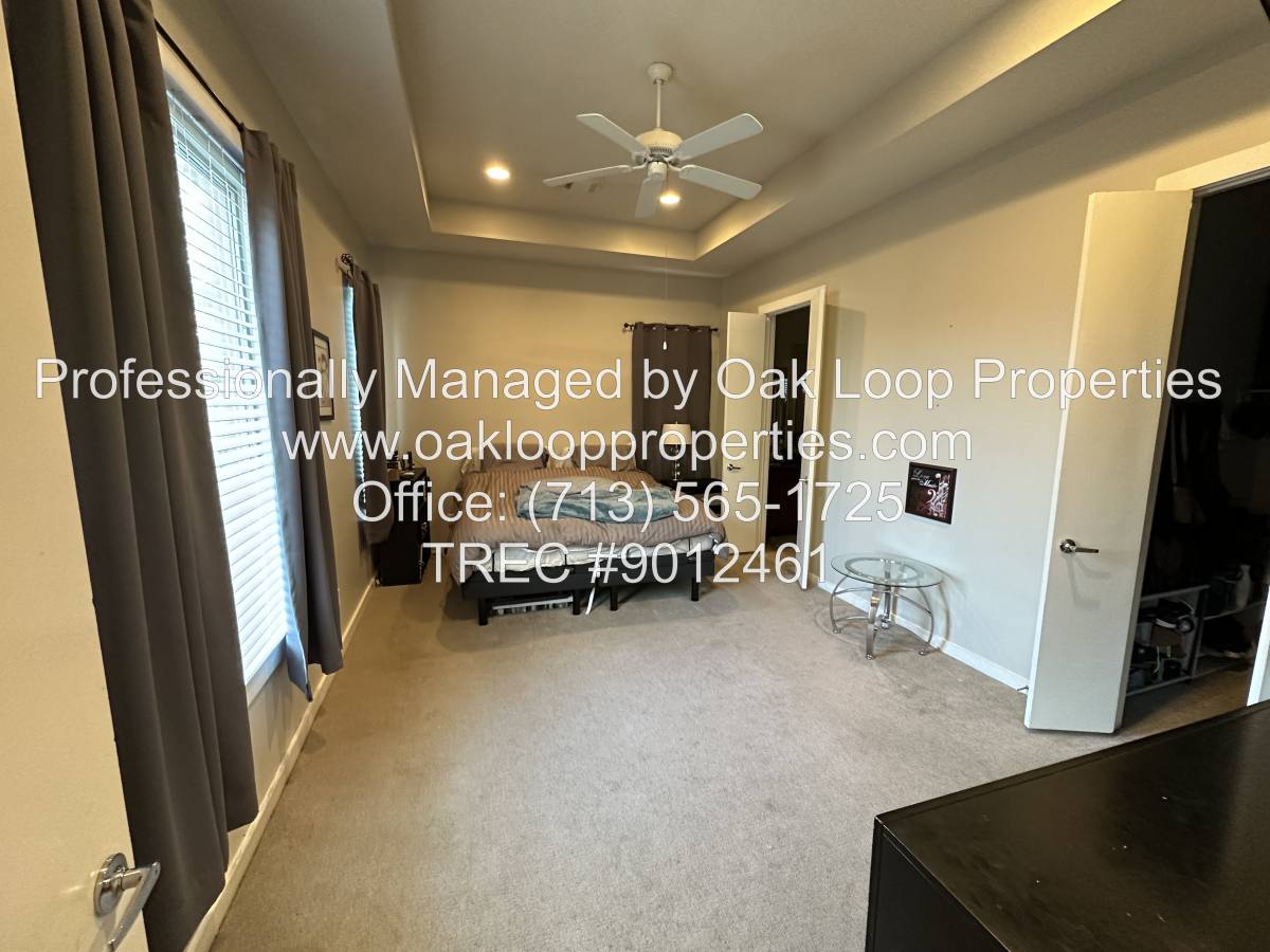 Townhouse for rent at 1132 Patterson St, Houston, TX 77007