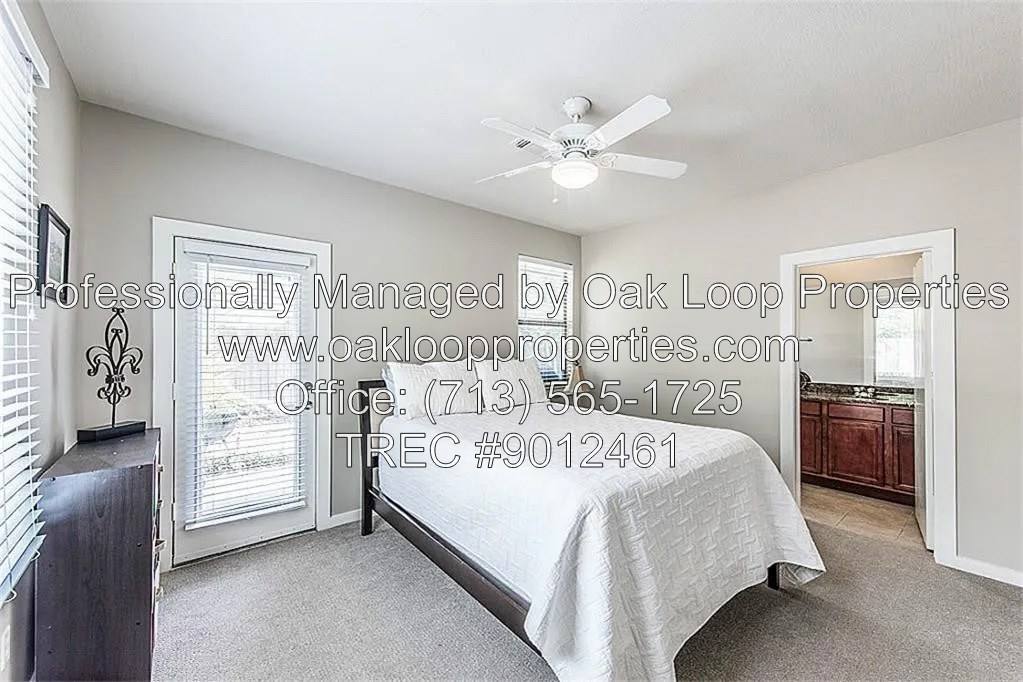 Townhouse for rent at 1132 Patterson St, Houston, TX 77007