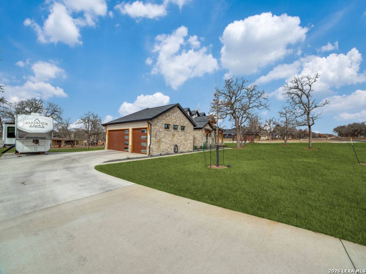Condo for rent at 196 Bobby Lynn Dr, Adkins, TX 78101