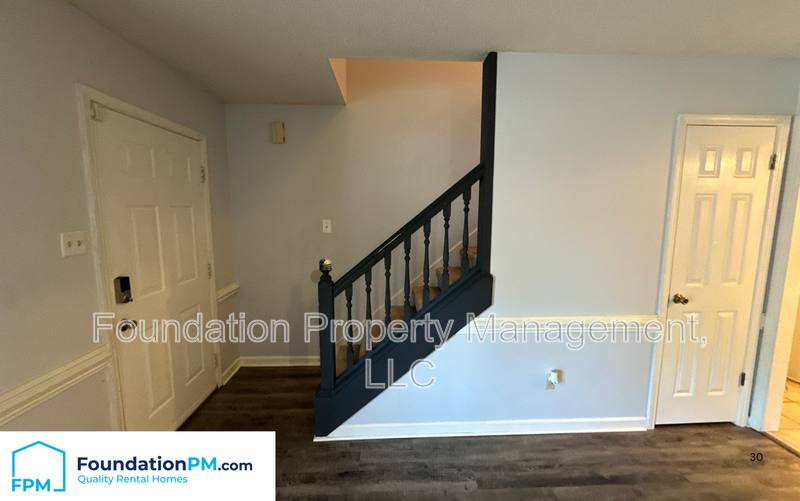 House for rent at 3892 Oak Branch Circle W, Memphis, TN 38135