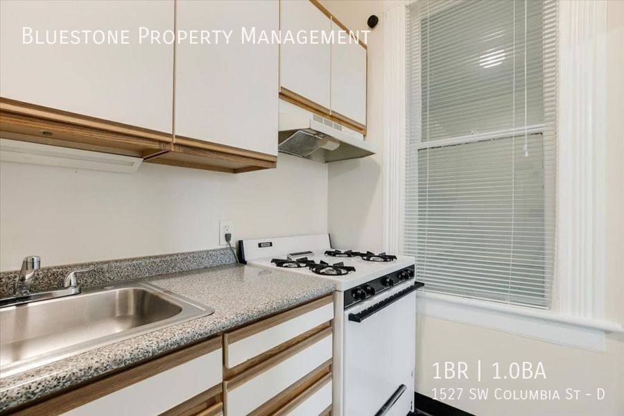 Apartment for rent at 1527 SW Columbia St #D, Portland, OR 97201