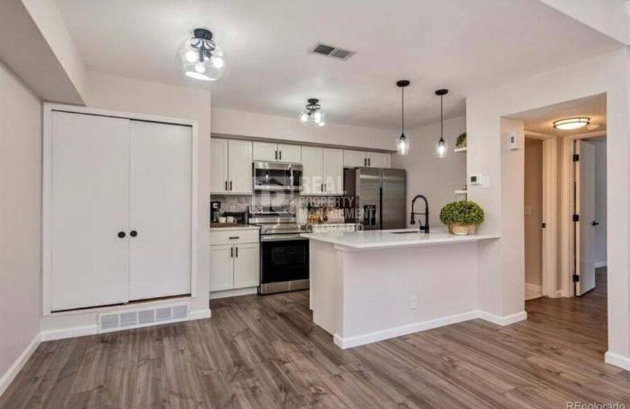 Condo for rent at 8331 S Upham Way #211, Littleton, CO 80128