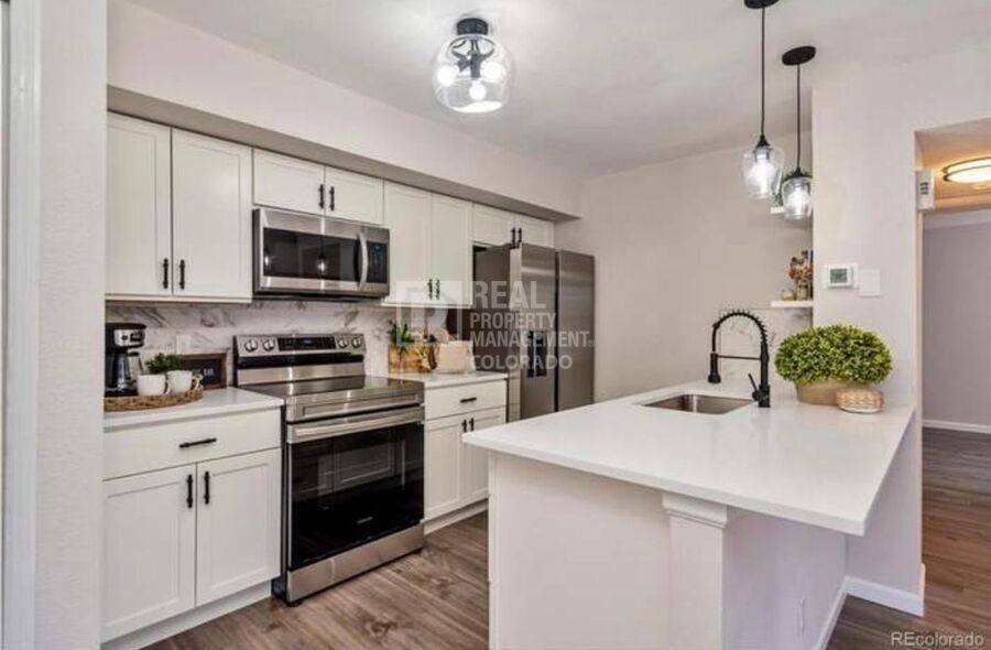 Condo for rent at 8331 S Upham Way #211, Littleton, CO 80128