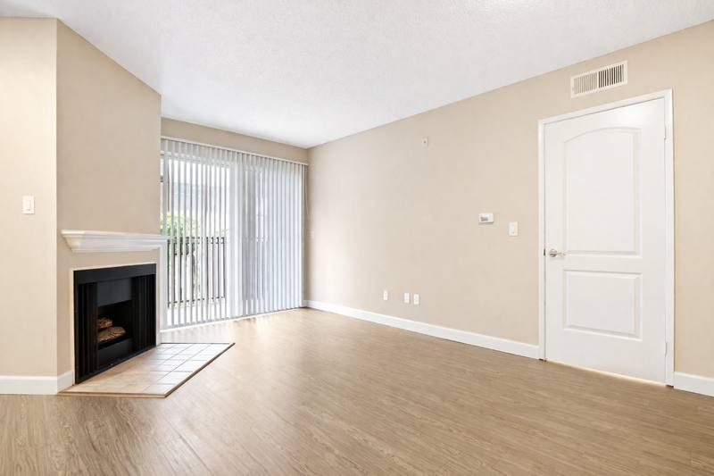 Apartment for rent at 514 S Catalina St #207, Los Angeles, CA 90020