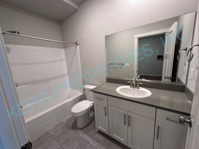 Condo for rent at 12003 SE High Creek Rd #A, Happy Valley, OR 97086