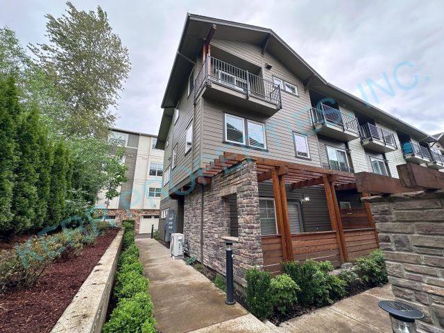 Condo for rent at 12003 SE High Creek Rd #A, Happy Valley, OR 97086