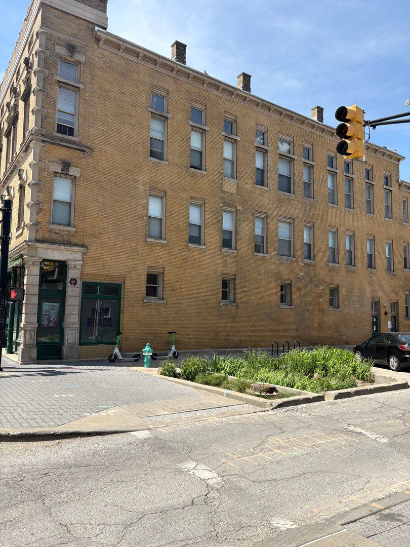Apartment for rent at 1044 Shelby St, Indianapolis, IN 46203