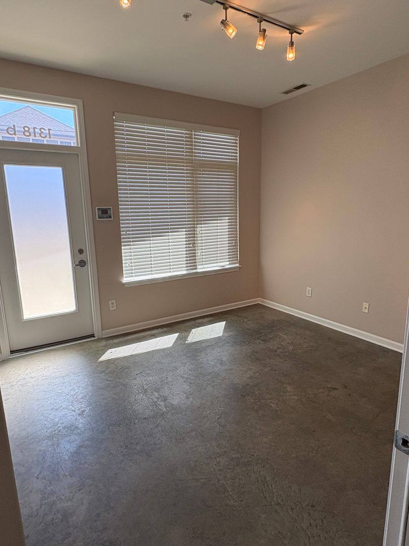 Townhouse for rent at 1318 Shelby St #B, Indianapolis, IN 46203