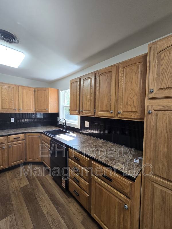 House for rent at 1121 Luther E, Wichita, KS 67216
