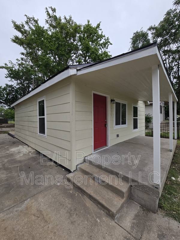 House for rent at 1031 New York St, Wichita, KS 67214