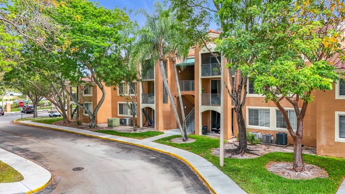 Apartment for rent at 4852 N State Rd, Pompano Beach, FL 33073