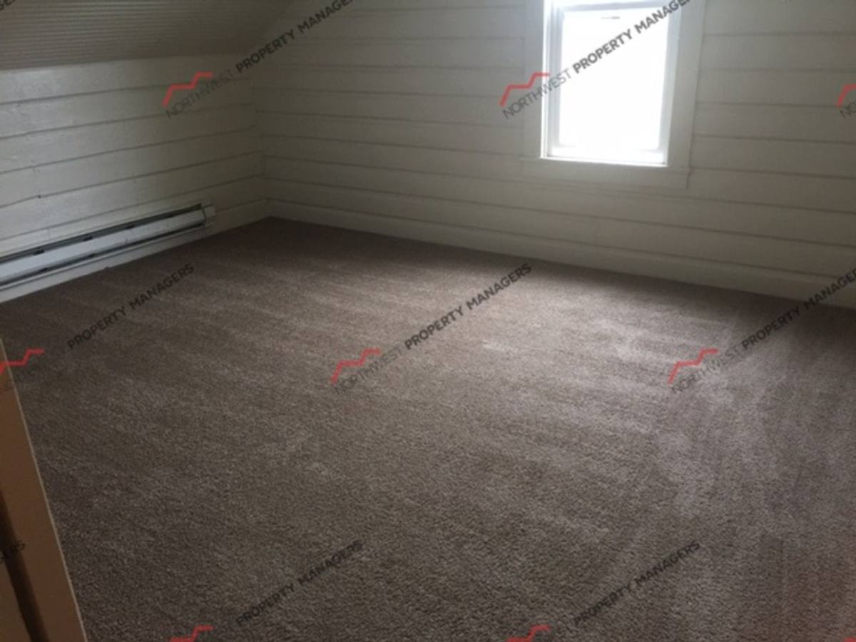 House for rent at 901 NW St Helens Ave, Chehalis, WA 98532
