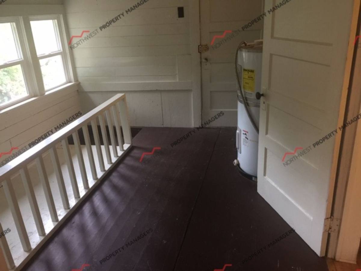 House for rent at 901 NW St Helens Ave, Chehalis, WA 98532