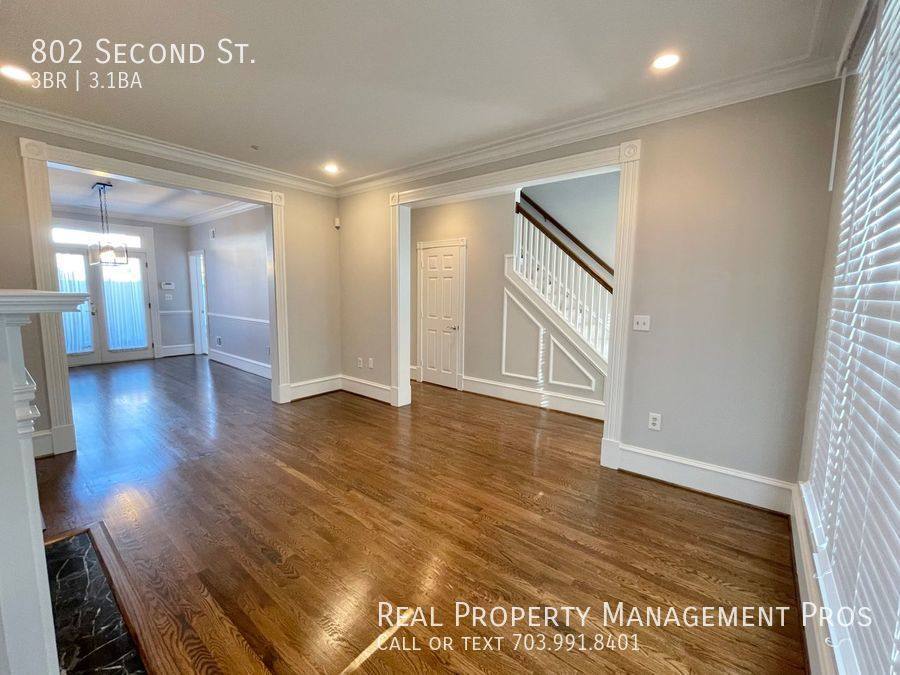 Townhouse for rent at 802 Second St, Alexandria, VA 22314