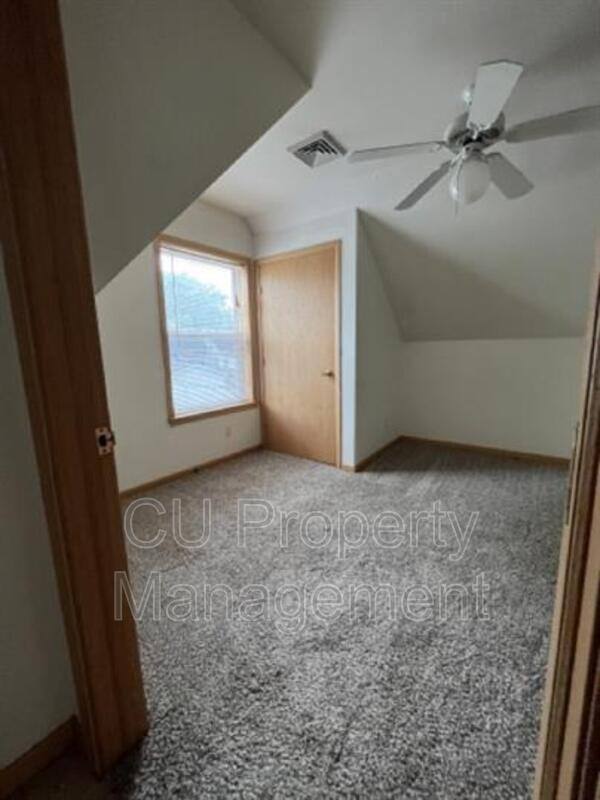 Apartment for rent at 609 W White St #1, Champaign, IL 61820