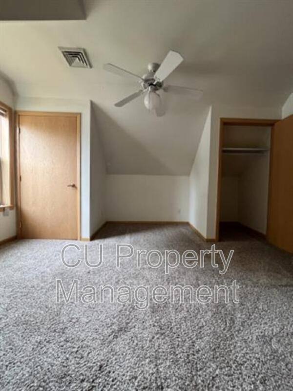 Apartment for rent at 609 W White St #1, Champaign, IL 61820
