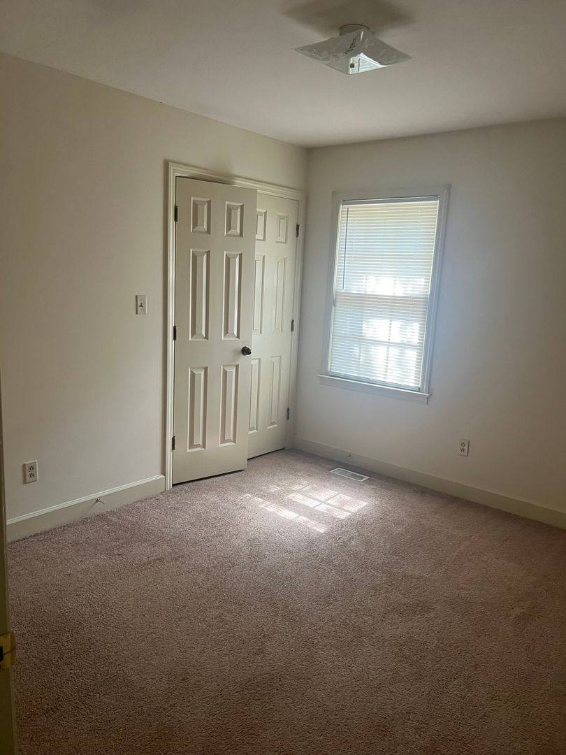 House for rent at 1919 B Buck Lane, Albany, GA 31707