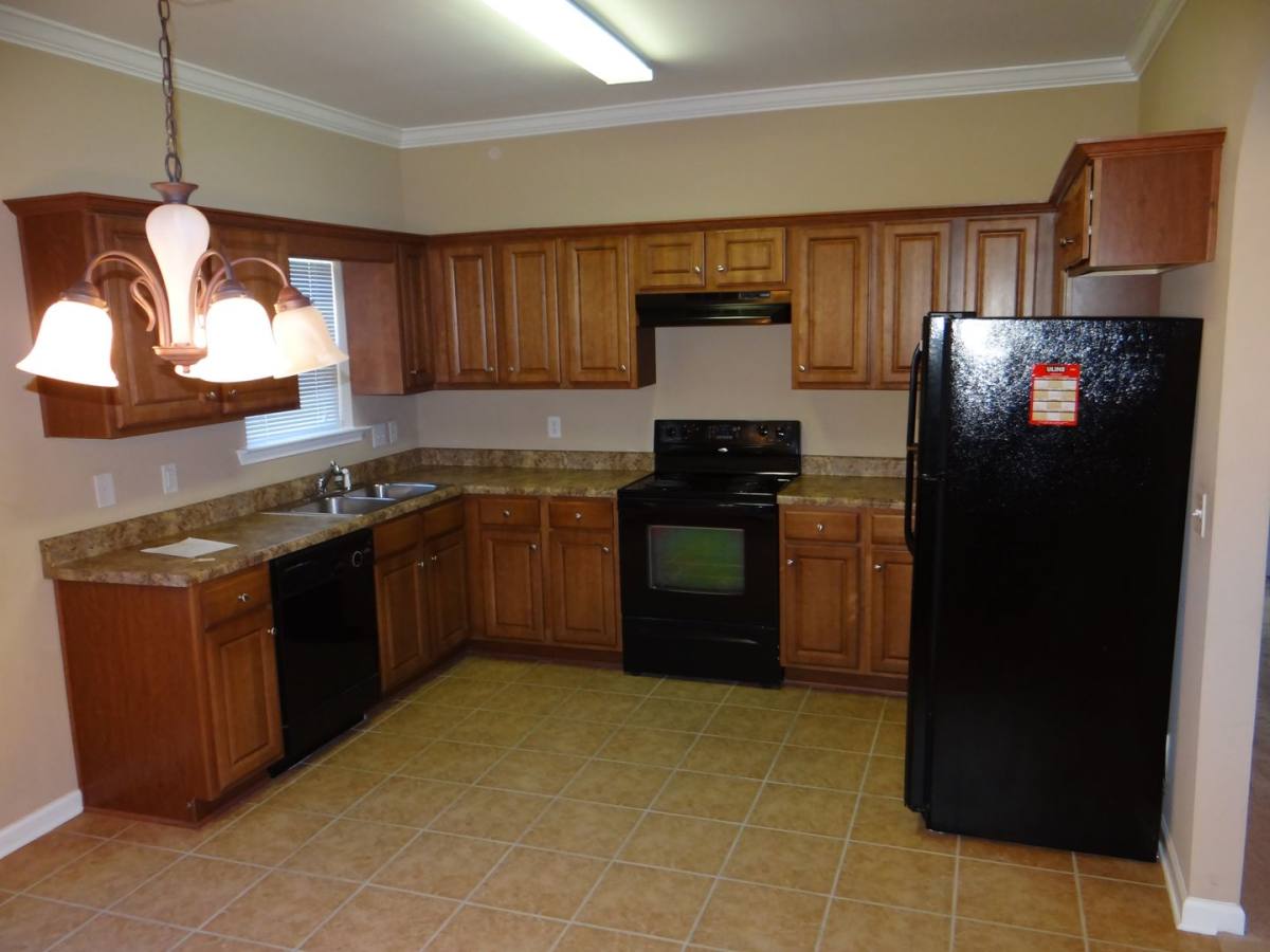 House for rent at 257 Oxmoor Place, Birmingham, AL 35211