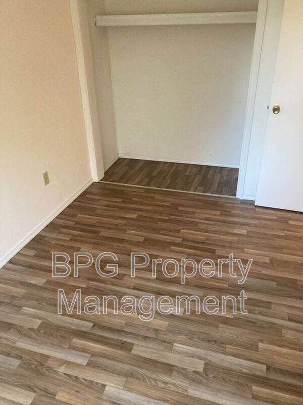 Apartment for rent at 123 Circle Dr #19, White Sulphur Springs, WV 24986
