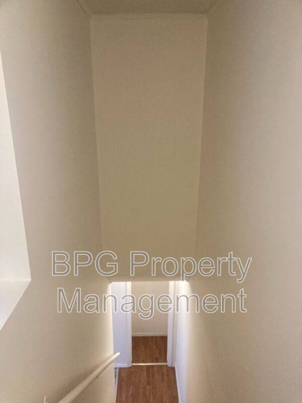 Apartment for rent at 123 Circle Dr #19, White Sulphur Springs, WV 24986