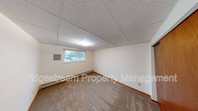 Apartment for rent at 124 Chestnut St #105, Englewood, OH 45322
