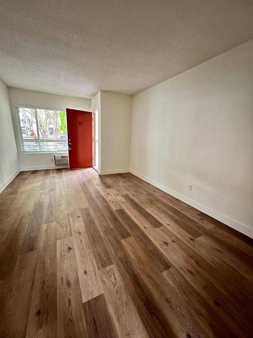 Apartment for rent at 118 S Cordova St, Burbank, CA 91505