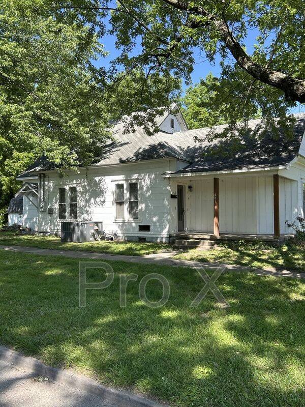 House for rent at 601 E 9th, Pittsburg, KS 66762