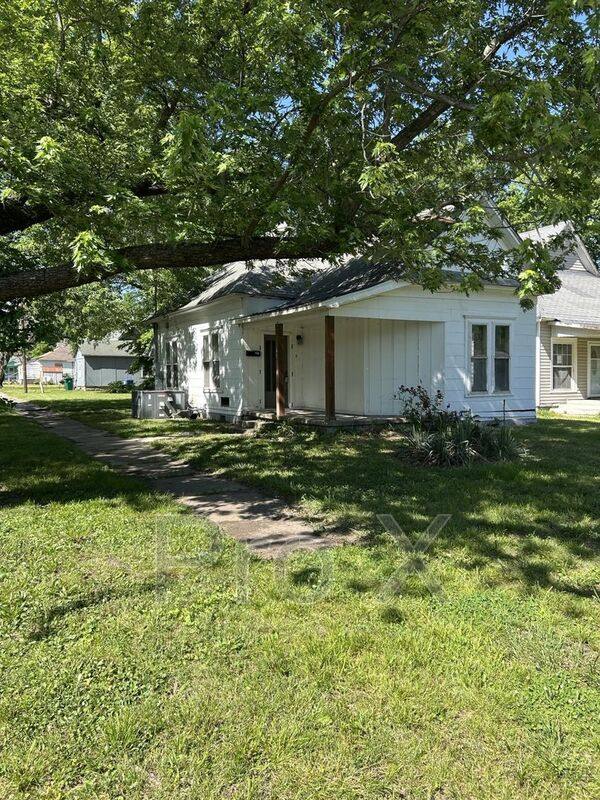 House for rent at 601 E 9th, Pittsburg, KS 66762