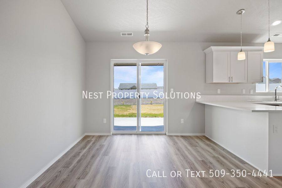 House for rent at 913 N Washington Court, Moses Lake, WA 98837