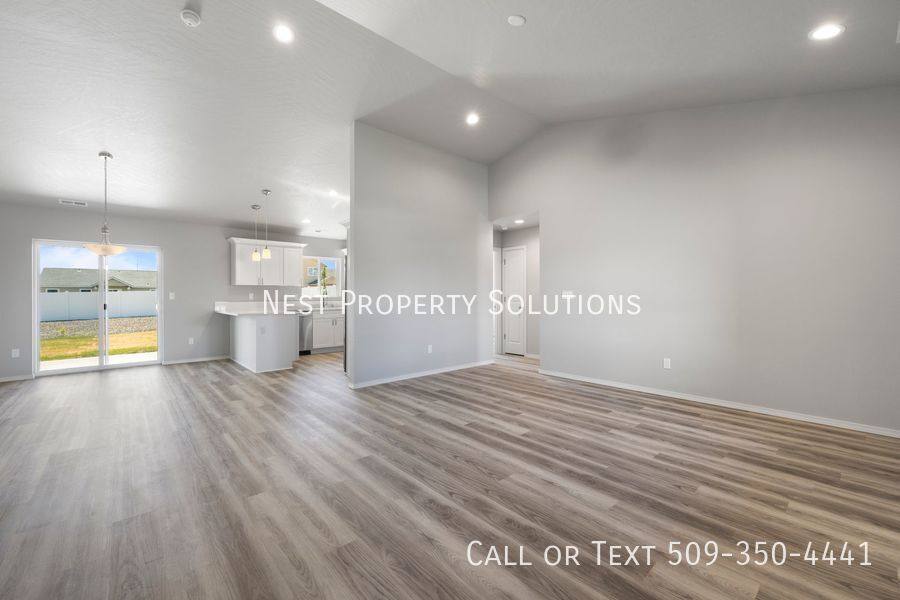 House for rent at 913 N Washington Court, Moses Lake, WA 98837
