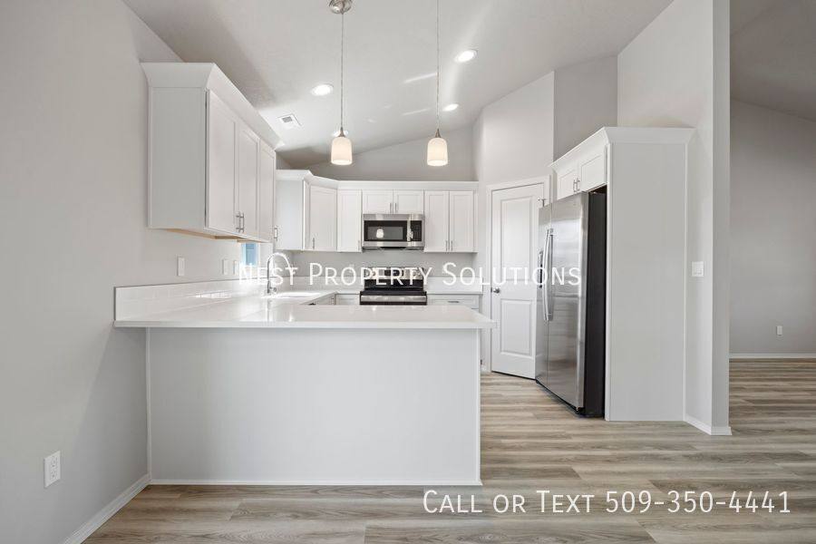 House for rent at 913 N Washington Court, Moses Lake, WA 98837