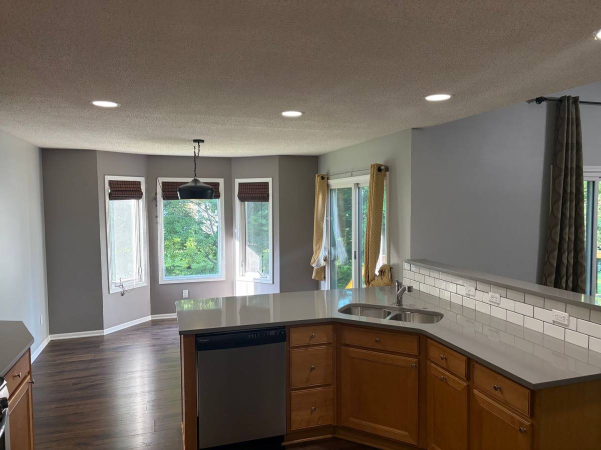 House for rent at 6814 Meadow Court, West Des Moines, IA 50266
