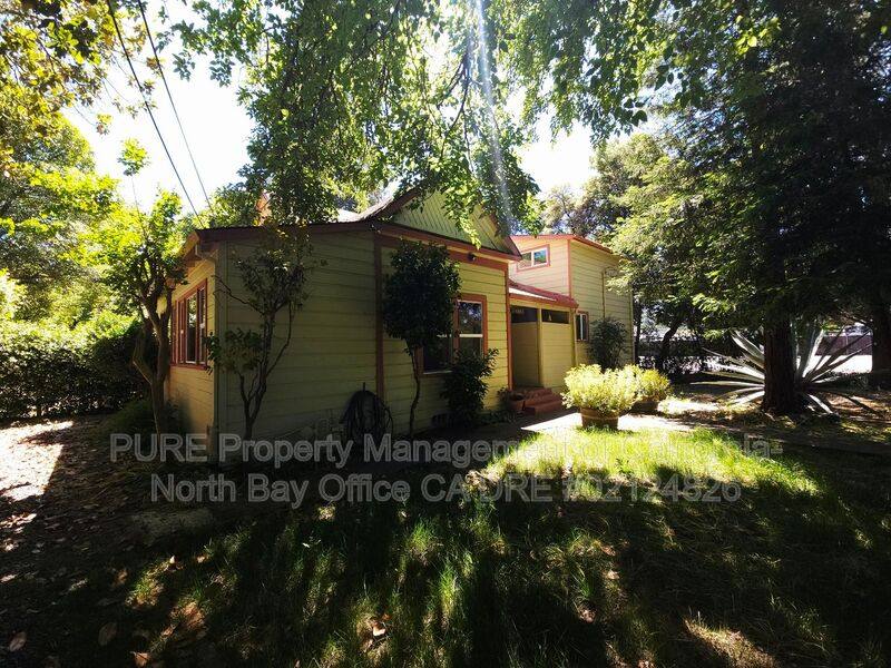 Apartment for rent at 161 Cherry St, Ukiah, CA 95482