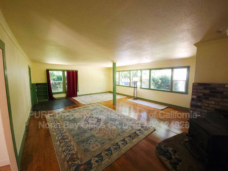 Apartment for rent at 161 Cherry St, Ukiah, CA 95482