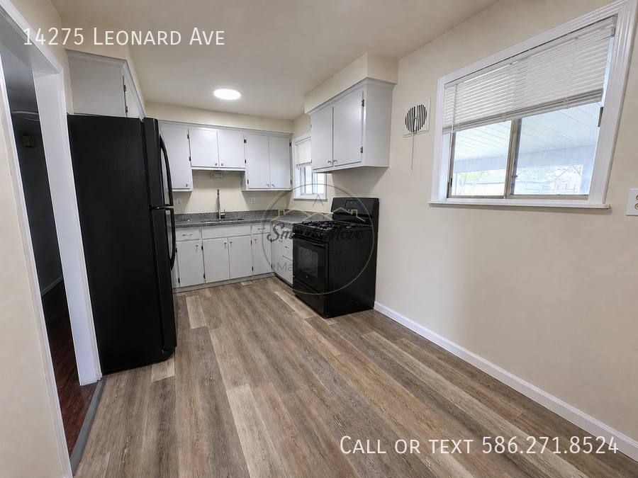 House for rent at 14275 Leonard Ave, Warren, MI 48089