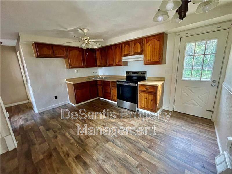 House for rent at 545 Pacific Ave, Glassport, PA 15045