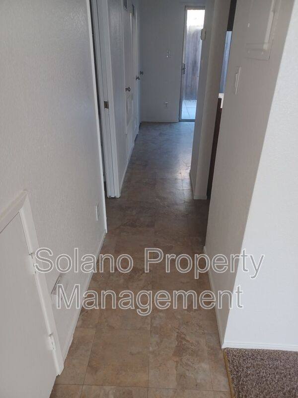 Townhouse for rent at 540 Pacific Ave #6, Fairfield, CA 94533