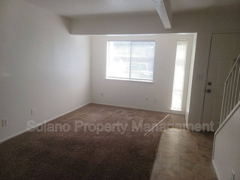 Townhouse for rent at 540 Pacific Ave #6, Fairfield, CA 94533