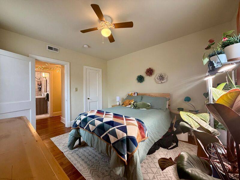 Apartment for rent at 1320 Kenmore Ave #804-C Monument, Fredericksburg, VA 22401