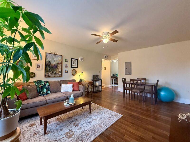 Apartment for rent at 1320 Kenmore Ave #804-C Monument, Fredericksburg, VA 22401
