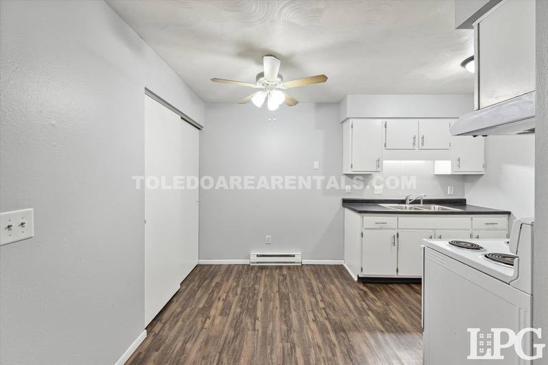 Apartment for rent at 6018 Secor Rd #21, Toledo, OH 43613