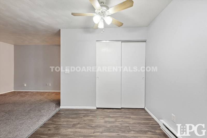 Apartment for rent at 6018 Secor Rd #21, Toledo, OH 43613