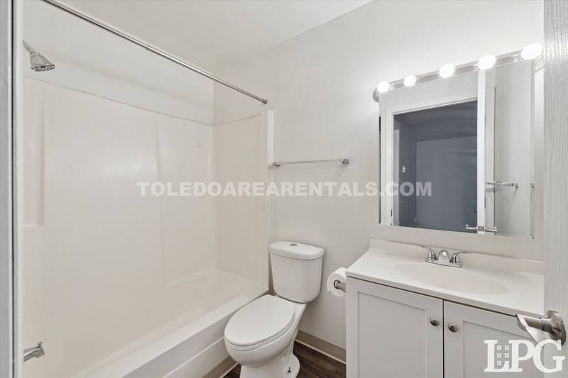 Apartment for rent at 6018 Secor Rd #21, Toledo, OH 43613