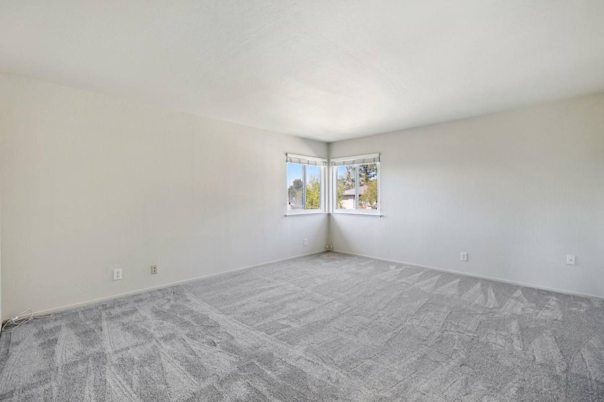 Townhouse for rent at 2016 Fairmont Dr, San Mateo, CA 94402