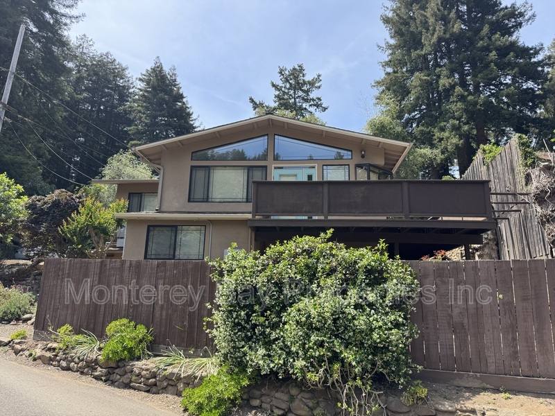 House for rent at 158 Olive Springs Rd #B, Soquel, CA 95073