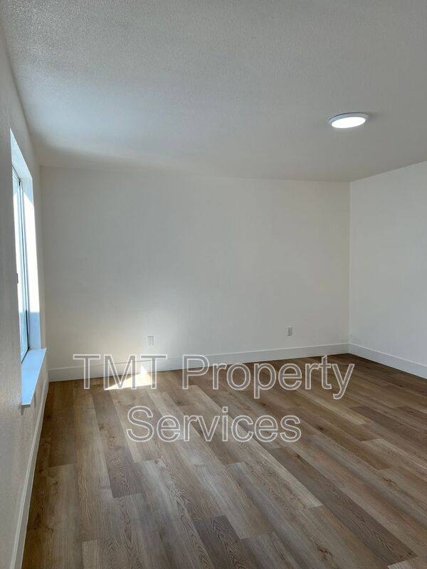 House for rent at 610 E Newlove Dr #I, Santa Maria, CA 93454