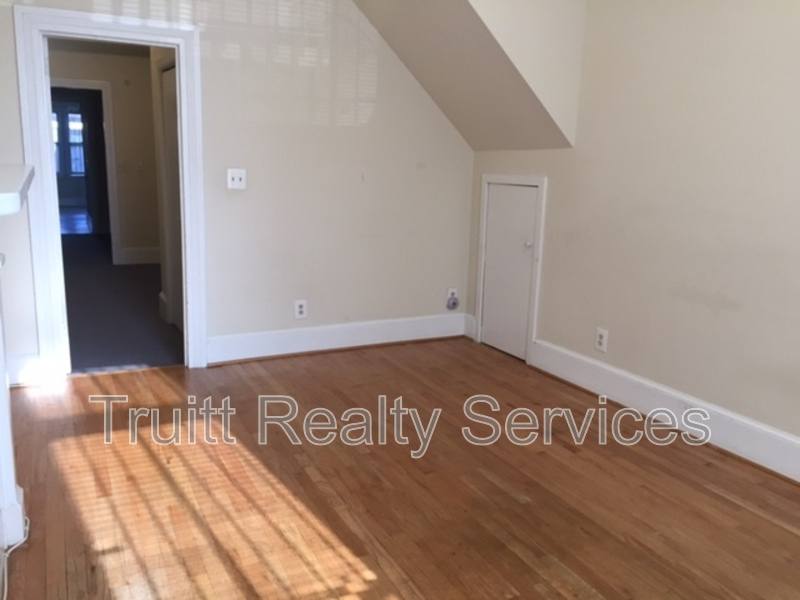 Apartment for rent at 746 7th St SE #1, Washington, DC 20003