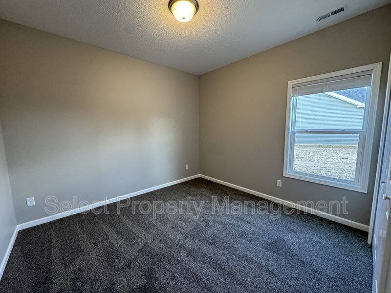House for rent at 1469 Signal Ridge Run, Fort Wayne, IN 46818